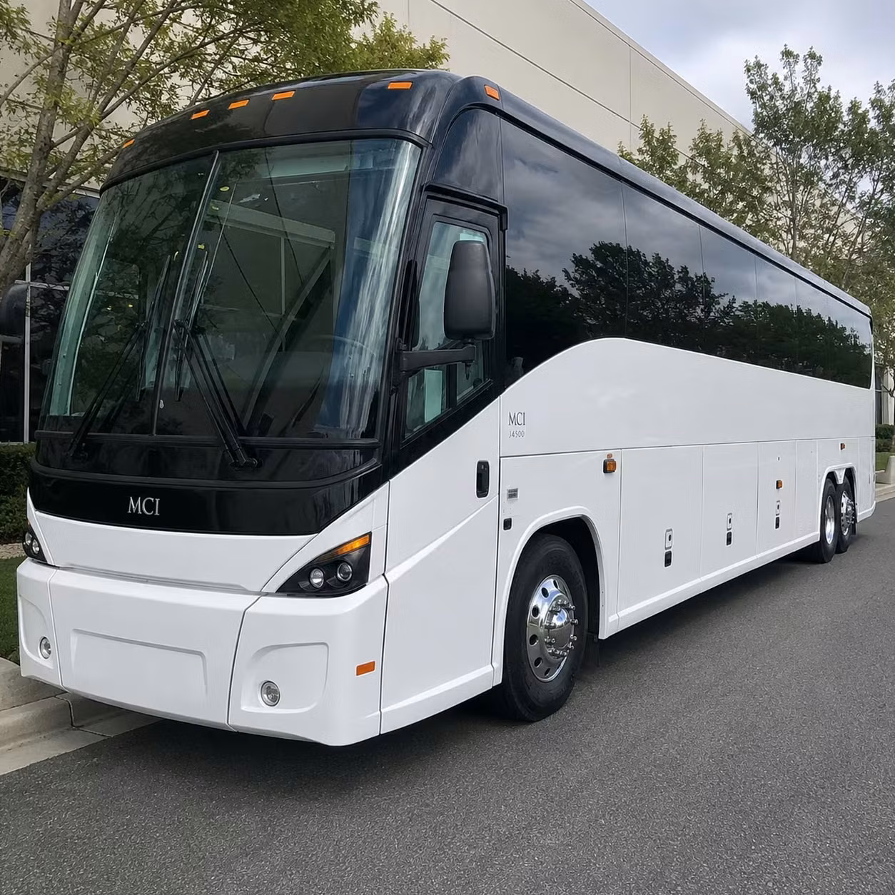 that s why brownsville employers use charterbusrentalbrownsvilletx com for multi stop commuter shuttle routes